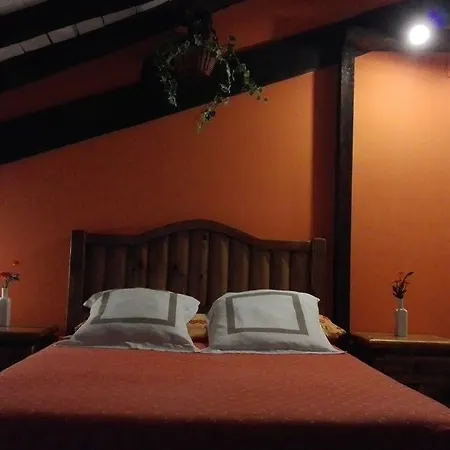 El Jardin De Aes Hotell 2*