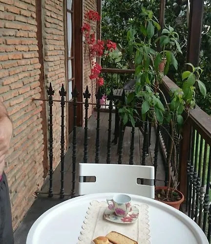 Hotel El Jardin De Aes 2*