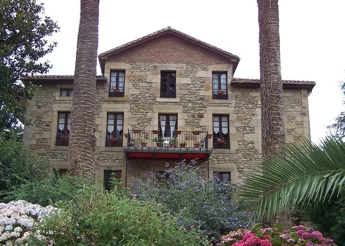 Hotel El Jardin De Aes 2*